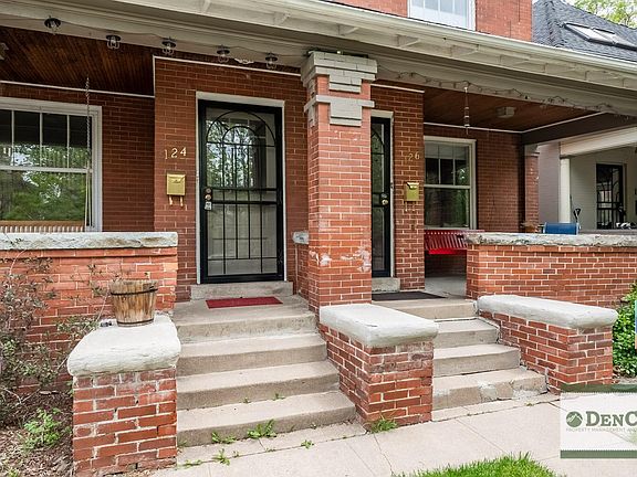 3rd image of 124 S Clarkson St #1