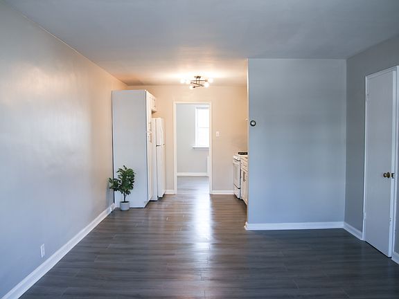 4th image of 6346 Lawndale Ave Floor 1