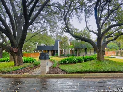 110 Irongate Rd, Castle Hills, TX, 78213