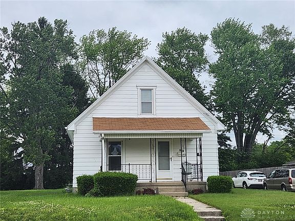 2nd image of 211 Nordale Ave
