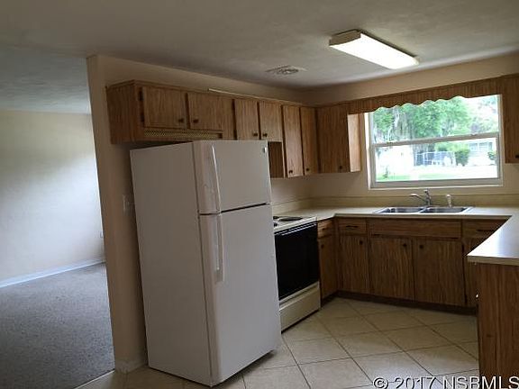 3rd image of 712 Phyllis Ave