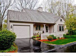 6 Honeysuckle Ln, Niantic, CT 06357