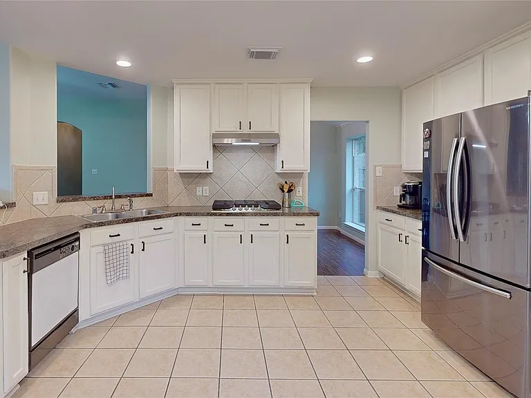 6014 Knollwood Trl — Photo 9