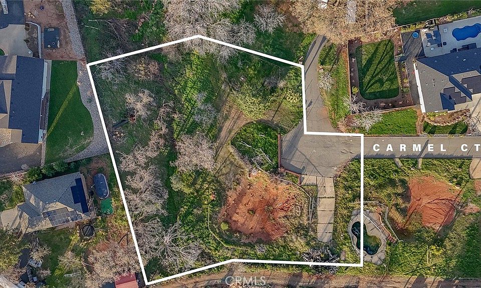 1st image of 290 Carmel Ct