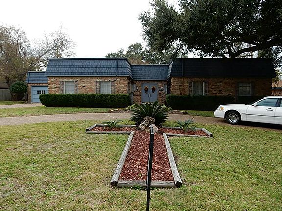 5th image of 7642 Glenview Dr