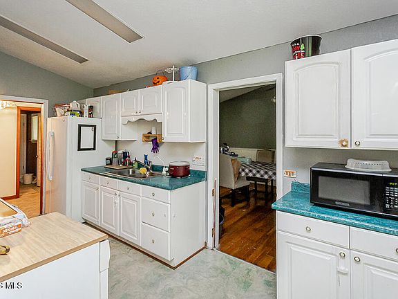 5th image of 4839 Rambo Ln