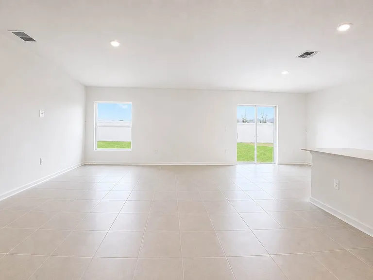 5153 Green Belt Dr — Photo 9