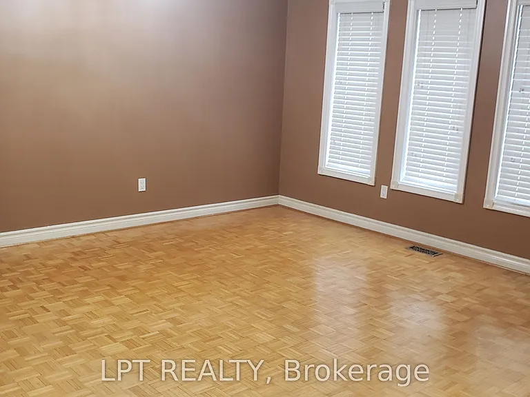 81 Shady Pine Cir — Photo 6