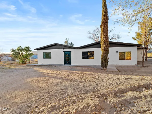 1501 Moctezuma Pl, Socorro, TX 79928