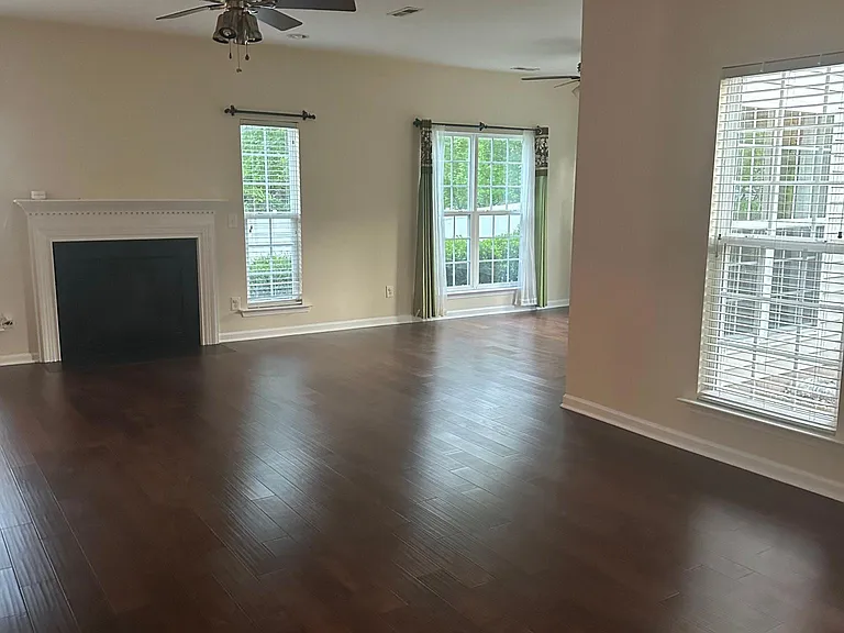 326 Luke Meadow Ln — Photo 9