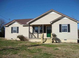 301 Maple Cir, Arab, AL 35016