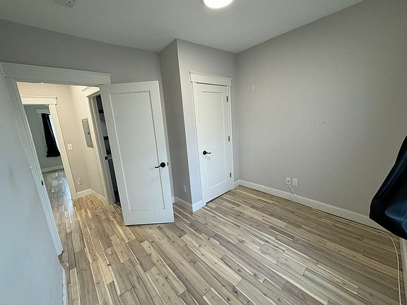 5th image of 17 Otis St #1
