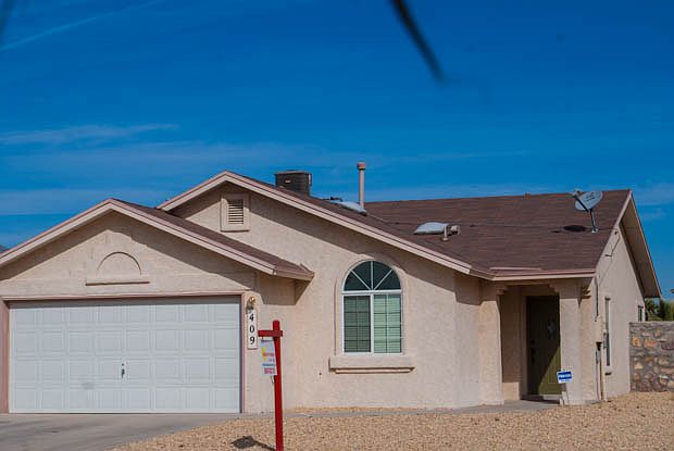 1st image of 409 Valle Negro Dr