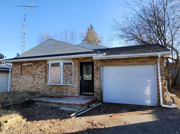2657 Sloan St, Flint, MI 48504