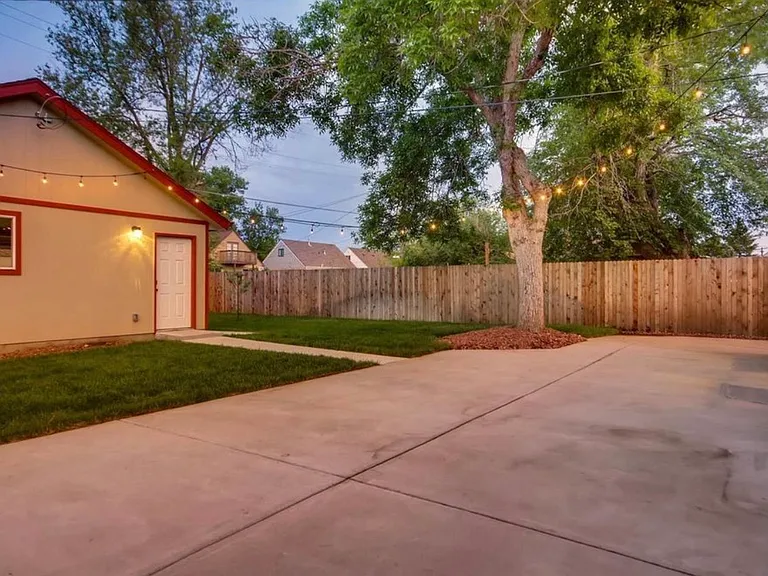 3720 Dahlia St — Photo 12