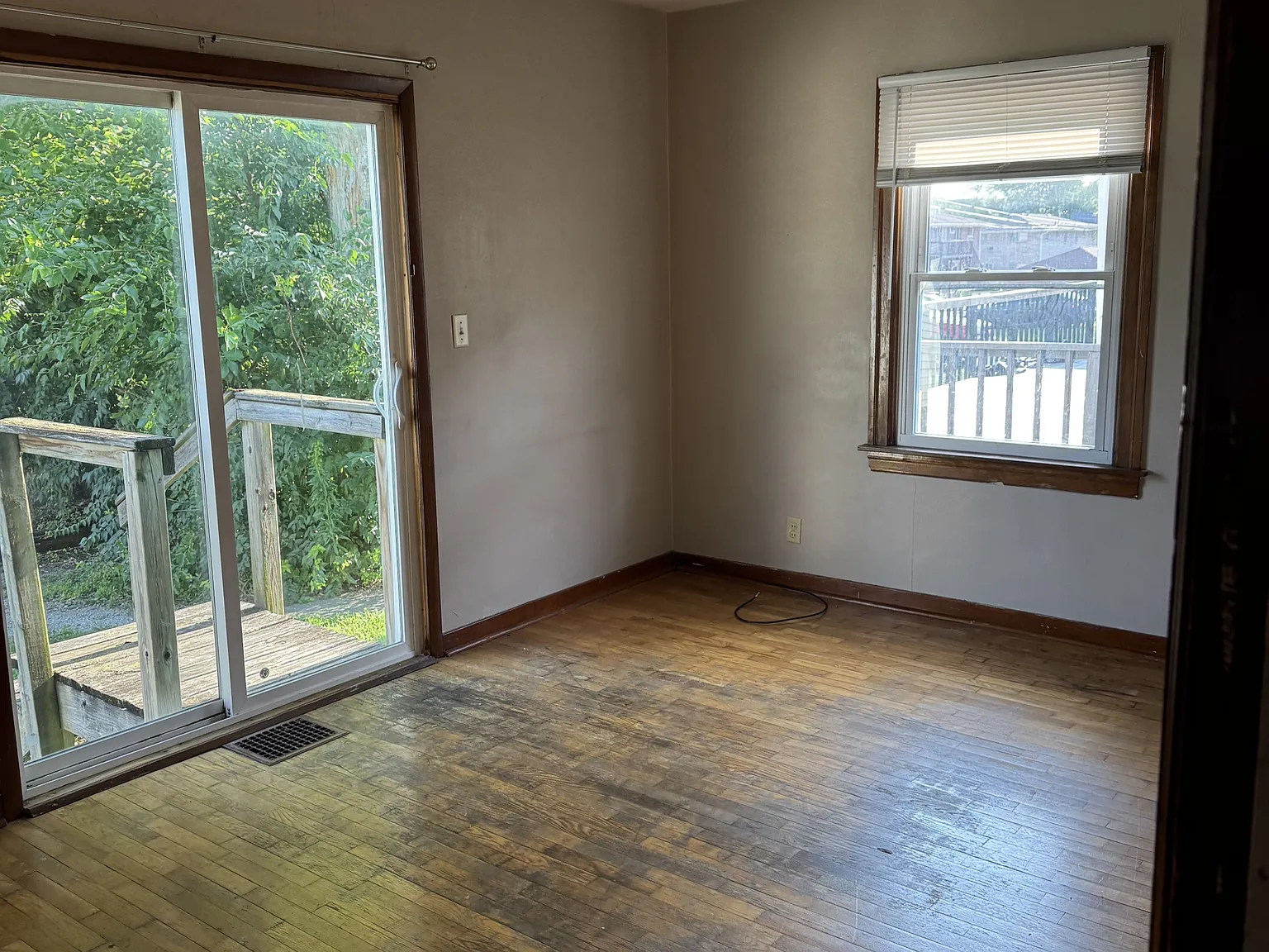 1109 West Carson Street - 1 — Photo 3