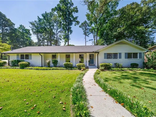 2987 Blackwood Rd, Decatur, GA 30033