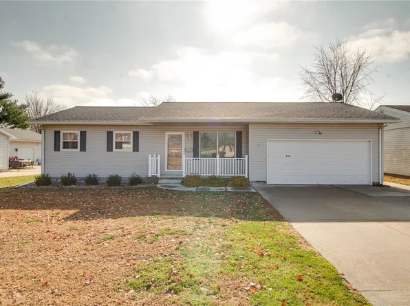 114 Rosewood Dr, Jerseyville, IL 62052