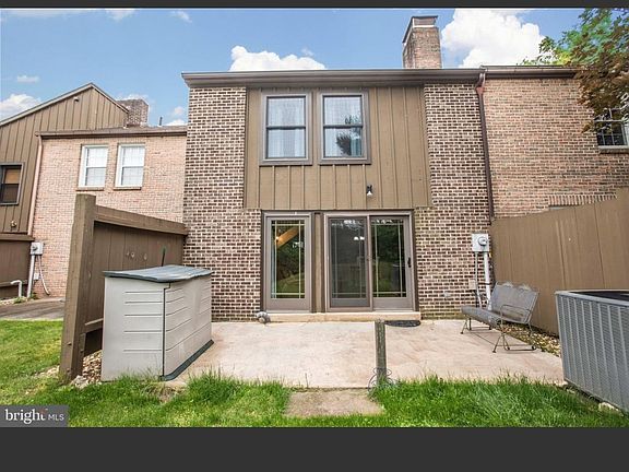 3rd image of 39 Tee Cir