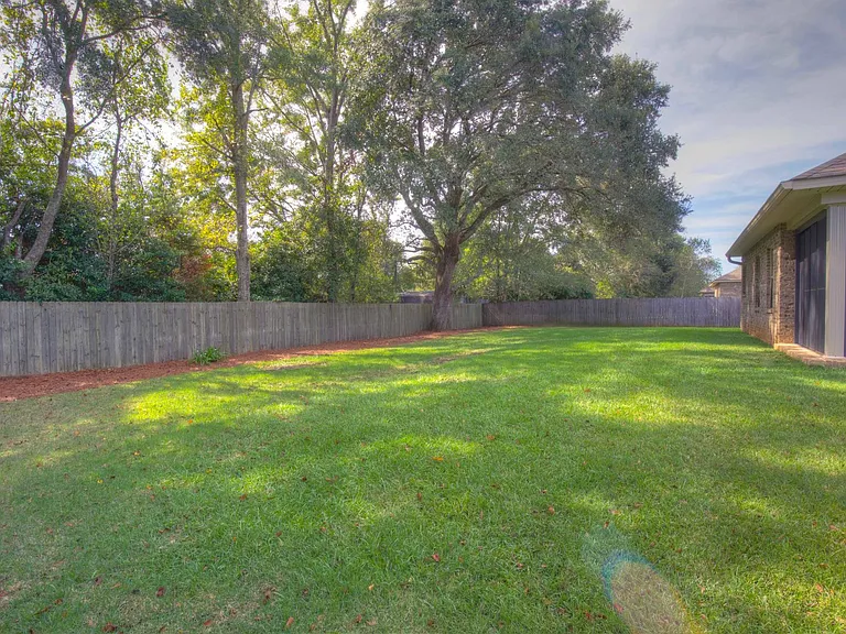 26495 Augustine Dr — Photo 20