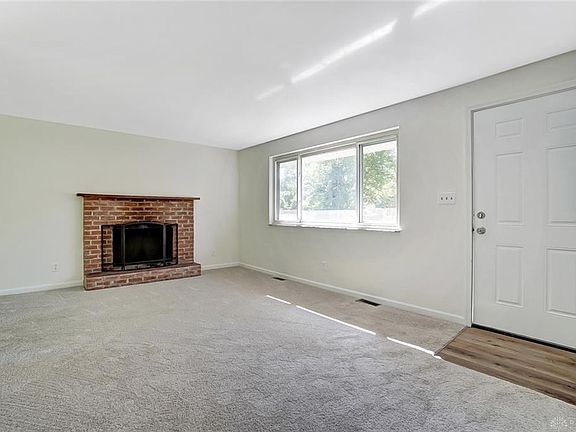 3rd image of 2217 Homesite Dr