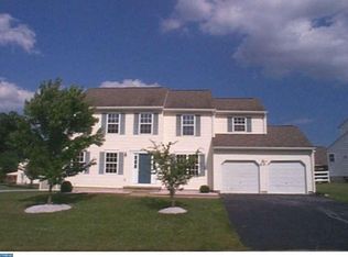 156 W Flagstone Dr, Newark, DE 19702