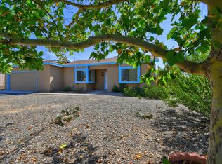 896 Sunflower Dr SW, Rio Rancho, NM 87124