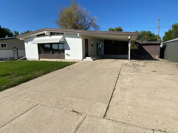 4825 S 56th Ave N, Taber, AB T1G 1E4