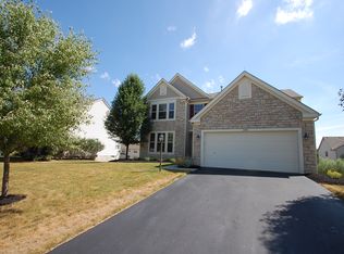 8884 White Oak Dr NW, Canal Winchester, OH 43110