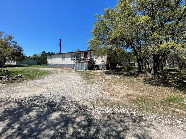 627 Buck Trl, Canyon Lake, TX 78133