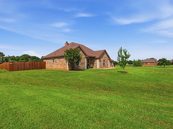 2nd image of 2425 Pecan Springs Rd