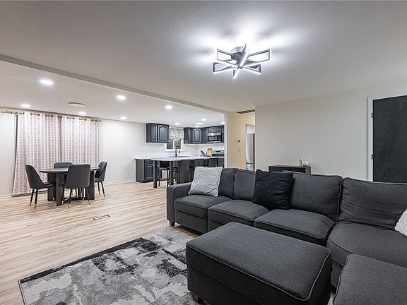 5th image of 4581 Pennyston Ave