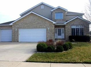 7439 Harvest Dr, Schererville, IN 46375