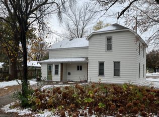 1510 Budd Ave, Maple Plain, MN 55359