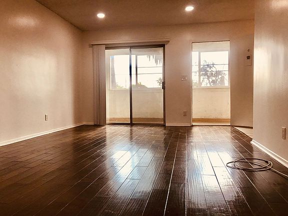 5th image of 1900 Dracena Dr APT 6
