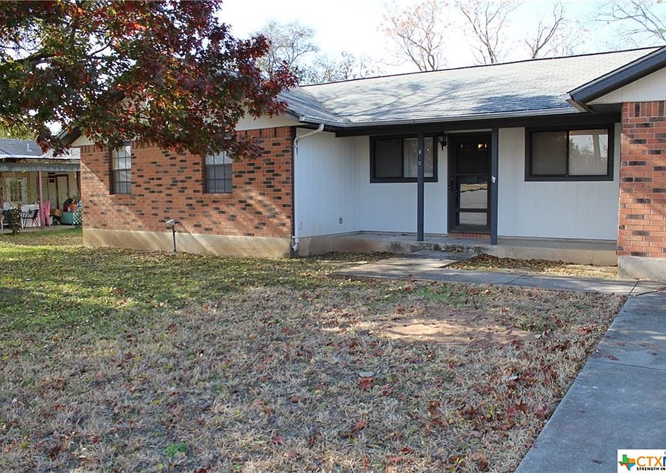 1st image of 810 McGar St