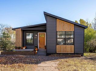1914 E 1st St, Duluth, MN 55812