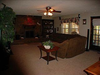 2nd image of 2505 Sequoia Park Dr