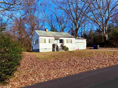 2657 Oak Grove Cir, Winston Salem, NC, 27106