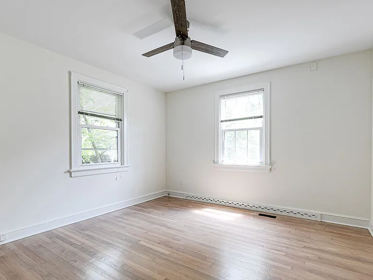 4904 Patterson Ave — Photo 18