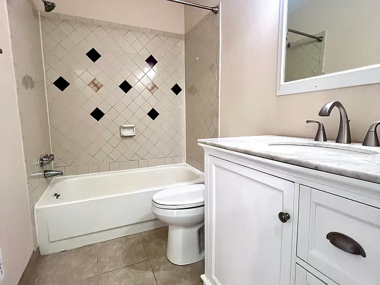 5340 Palmyra Ct — Photo 23