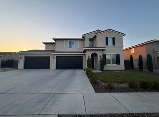 3385 N Dry Creek Rd, Hanford, CA 93230