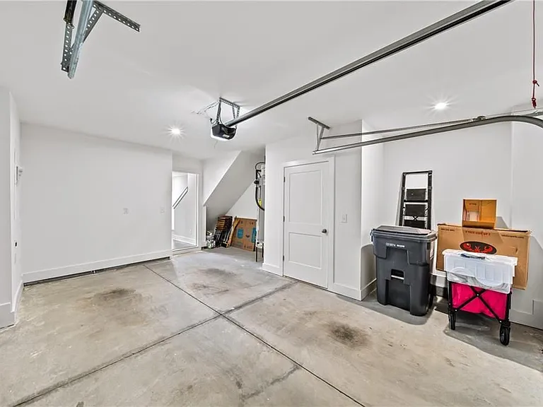 1247 Zucchini Cir — Photo 23