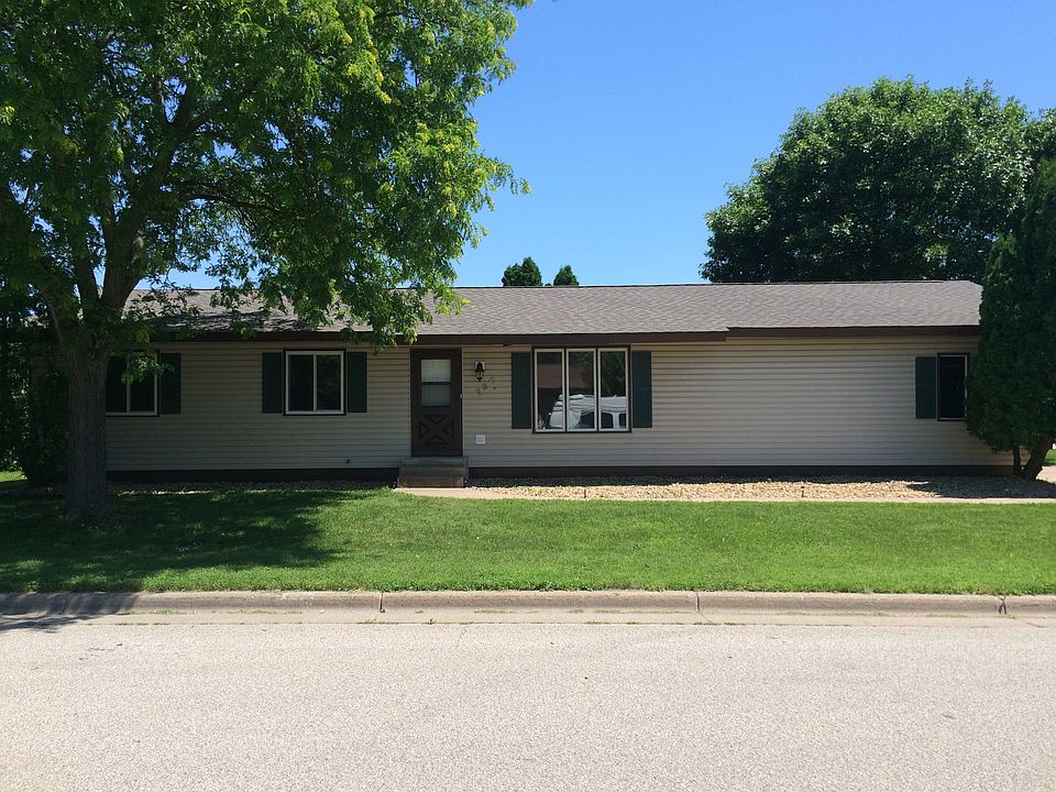 1st image of 730 52nd Ave