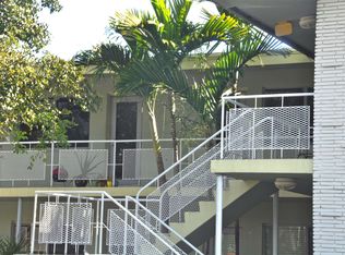 6835 Rue Versailles APT 103, Miami Beach, FL 33141