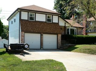5429 Crest Dr, Kansas City, KS 66106