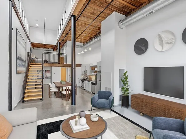 160 Water St #114, Williamstown, MA 01267