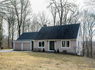 92 Sheldon Ln, Litchfield, CT 06759