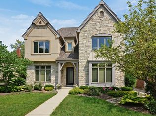 249 N Maple Ave, Elmhurst, IL 60126