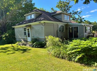 514 Mashamoquet Rd, Pomfret Center, CT 06259